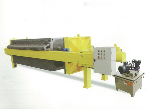 Standard Hydraulic 710 Chamber Filter Press
